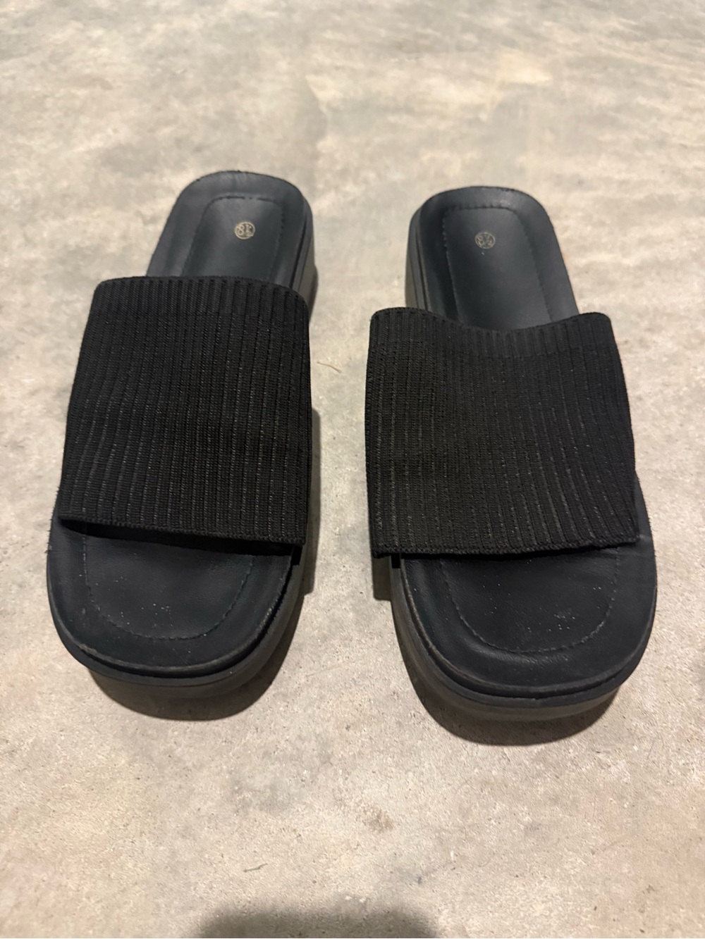 Black Slide Sandals for Women - Minimal Slip-On